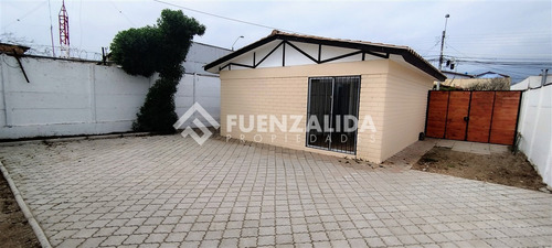 Casa En Arriendo De 3 Dorm. En El Milagro Ii, En La Serena