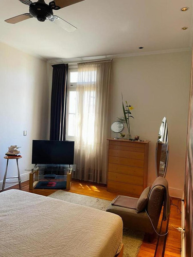 Departamento En Venta - 4 Dormitorios 3 Baños - San Telmo