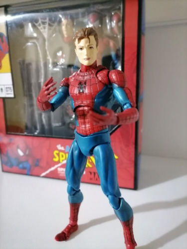 Imagen 5 de 10 de Marvel, Spiderman 16cm Ko