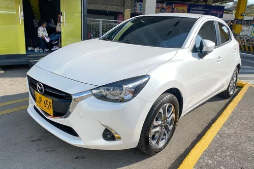 Mazda 2 GLX GRAND TOURING