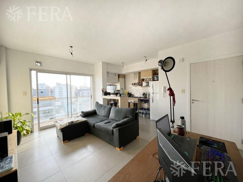 Imagen 1 de 16 de Venta De Departamento 2 Ambientes Con Cochera En Quilmes (29814)