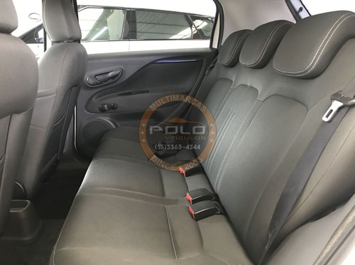 Imagem 8 de 8 de Fiat Punto 1.4 Attractive 8v 2015