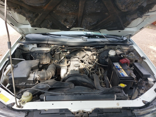 Imagen 6 de 18 de Mitsubishi L200 2.5 4d56 Liso A/c