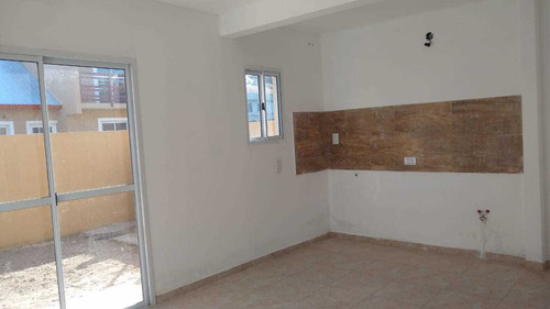 Imagen 8 de 14 de Venta Duplex A Estrenar - Calle 5 Nº 5565