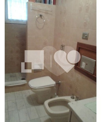 Imagem 17 de 19 de Casa Com 4 Quartos,2 Andares, Lareira, Piscina, 4 Vagas, No Menino Deus - Reo414736