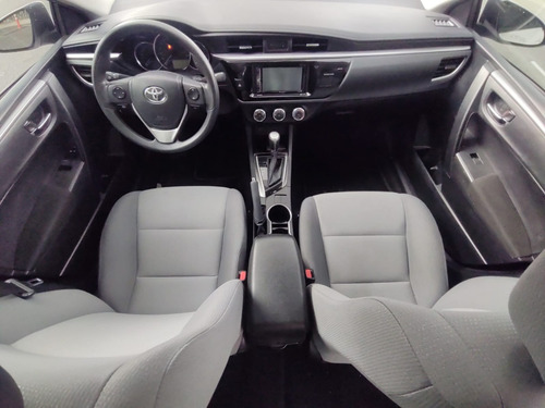 Imagen 12 de 12 de Toyota Corolla L