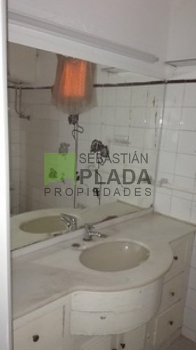 En Dos Padrones, Cuatro Viviendas Y Terreno. - Ref: 48