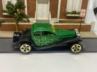 Hot Wheels Bugatti 1932 Type 50 2006 Mainline Loose