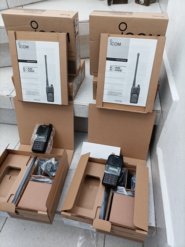 Radio Icom Banda Aerea Ic-a16b 7 Watts Potencia (Usado)