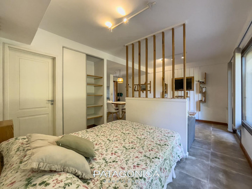 Venta Depto Monoambiente 35 M² Deck Privado, Amoblado Y Equipado, Centro
