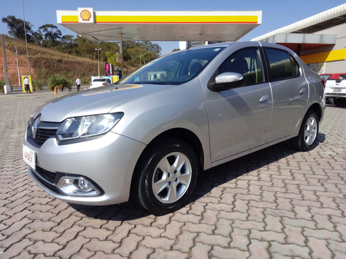 Renault Logan 1.6 Dynamique 8v Flex 4p Manual