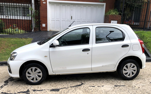 Toyota Etios Aibo 1.5 Mt 2022 Utilitario