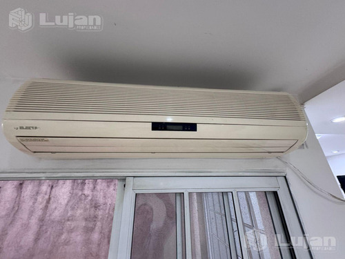 Cañada De Gómez Al 1700. Ph En Dúplex De 3 Amb Con Patio Y Dos Baños.