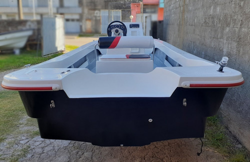 Lancha Tracker Cardumen 520 Consola Central Full - Sailors
