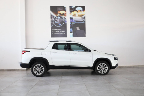 Imagem 3 de 15 de Fiat Toro 2.0 16v Turbo Diesel Volcano 4wd At9