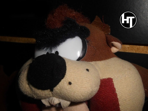 Imagen 3 de 5 de Looney Tunes, Tazmania, Taz, Peluche, Original, 8 Pulgadas.