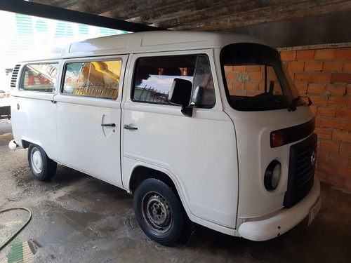 Imagem 2 de 15 de Volkswagen Kombi 1.4 Mi Std 8v Flex 4p Manual