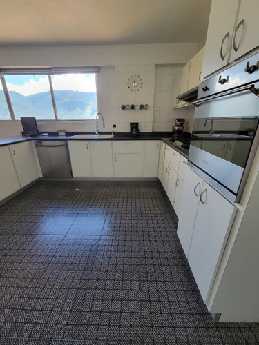 Imagen 5 de 30 de Alquilo Lujoso Apto 275 Mts (3.000 Sq/ft), 4 Hab, 5 Baños, Piscina, Seguridad 24 Hrs, Cámaras De Seguridad, 3 Puestos.