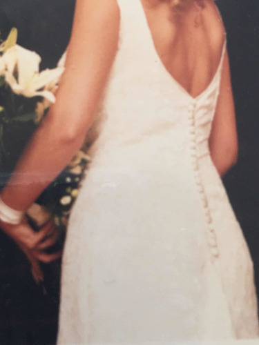 Vestido De Novia Del Diseñador Laurencio Adot
