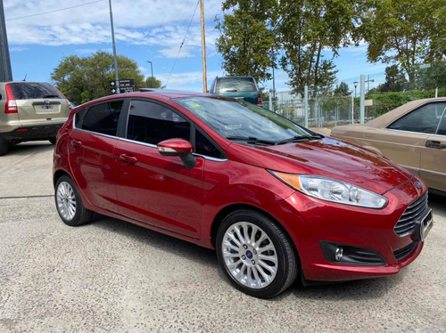 Imagen 3 de 16 de Ford Fiesta Titanium