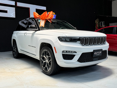 Jeep Grand Cherokee Summit 2022