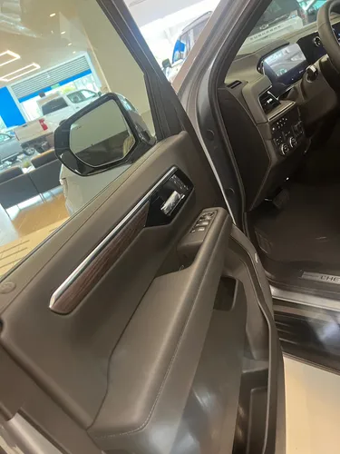 Chevrolet Tahoe 5.3 V8 Z71 4Wd At