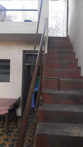 Imagen 2 de 3 de Venta Casa A Refaccionar En Lote Propio, De 8,66 X 20. Floresta. Oportunidad!