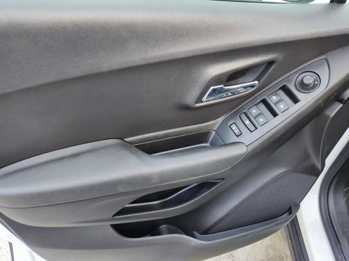 Imagen 11 de 14 de Chevrolet Trax 1.8 Lt Aut
