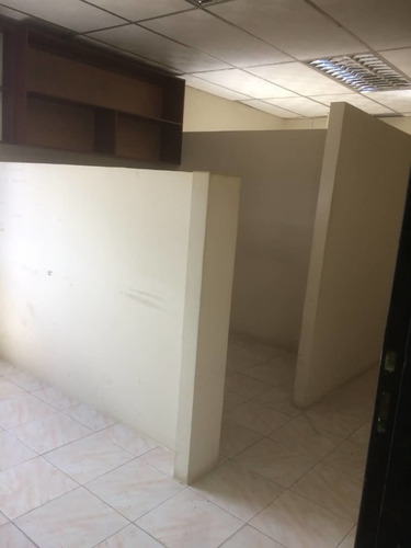 Imagen 5 de 6 de Se Alquila Galpón En Zona Ind. Los Pinos