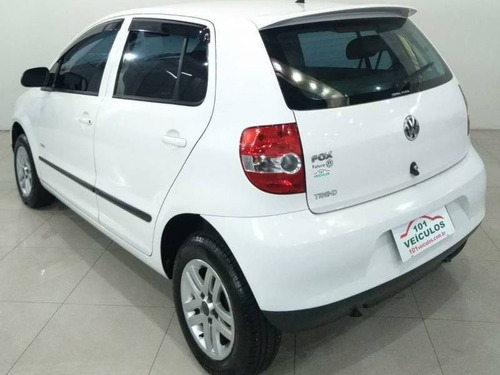 Imagem 3 de 13 de Volkswagen Fox 1.0 8v (flex) 4p