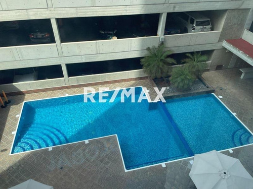Apartamento En Venta En Urbanización Base Aragua