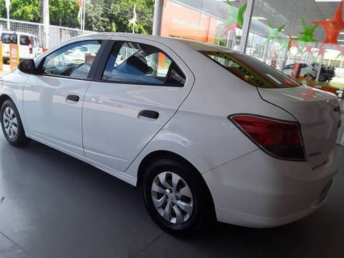 Imagem 8 de 10 de Chevrolet Prisma 1.0 Mpfi Joy 8v Flex 4p Manual