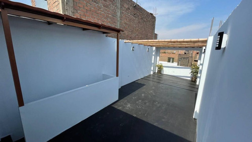 Imagen 5 de 22 de Venta De Casa Multifamiliar Urb. San Jose- Smp