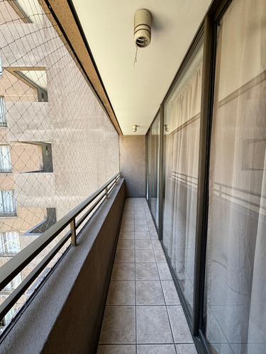 ¡a Una Cuadra Metro Santa Ana, Remodelado Y Recién Pintado!