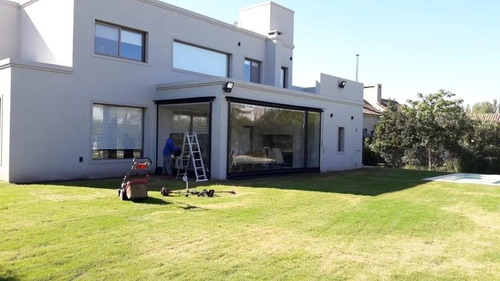 Fabrica De Cerramientos De Pvc , El Mejor Precio Y Calidad