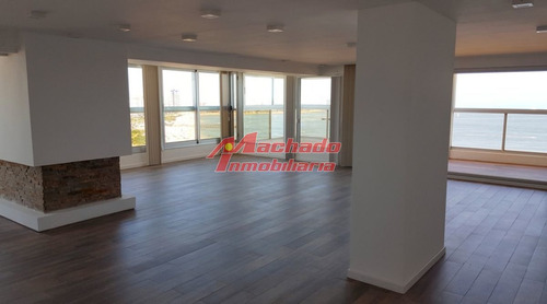 Imagen 9 de 17 de Venta De Penthouse Primera Línea A La Mansa