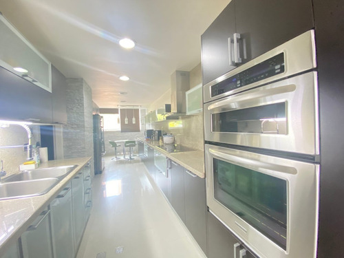 Imagen 7 de 14 de Venta Espectacular Apartamento En El Solar Del Hatillo | J24