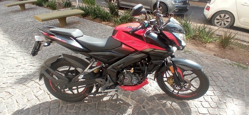 Imagen 2 de 15 de Bajaj Rouser Ns 160