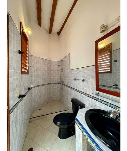 Imagen 13 de 28 de En Venta Casa Hato Royal, Guataparo.