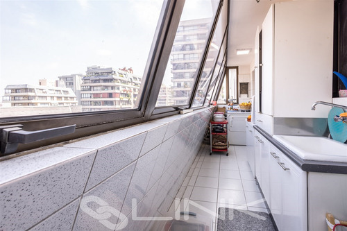 Departamento En Venta De 3 Dorm. En Las Condes, El Golf
