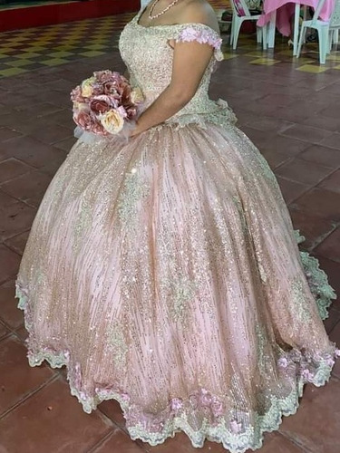 Imagen 3 de 4 de Vendo Hermoso Vestido De 15 Años Morilee By Madeline Gardner