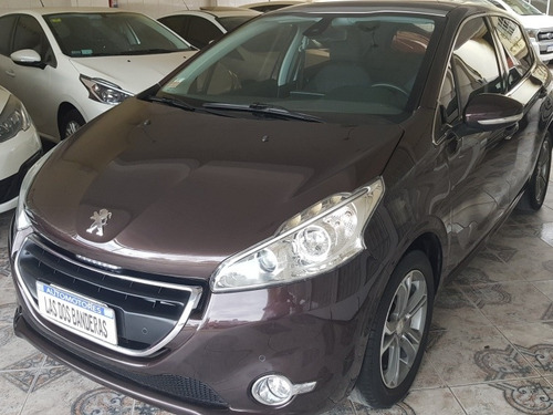 Peugeot 208 1.6 Feline 2013