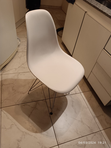  Silla Eames Eiffel Color Blanco