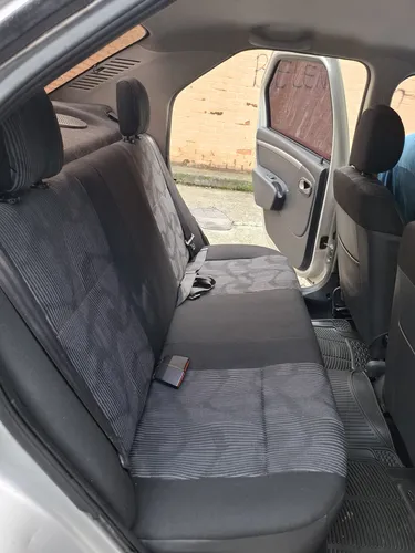 Renault Logan 1.6 Dynamique