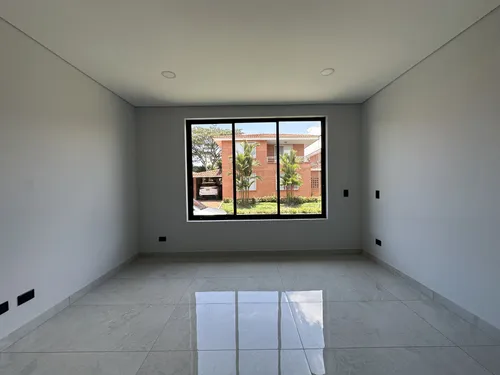 Casa En Venta En Hacienda El Castillo. Cod V8014650