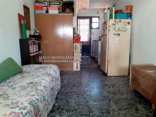 Monoambiente En Venta En 64 Esq. 1