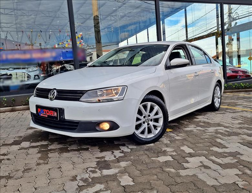 Volkswagen Jetta Jetta 2.0 Comfortline Flex 4p Tiptronic 2014