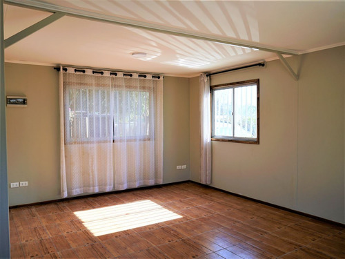 Condominio Con 2 Casas En Limache.