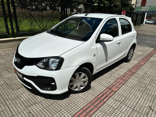 Toyota Etios 1.3 X 16V FLEX 4P MANUAL