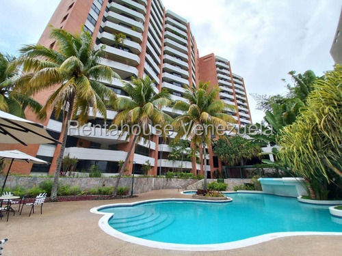 Maria E. Rentahouse Vende Lujoso Y Confortable Apartamento De 195m2 Con Bellas Areas Comunes Bien Reservadas Con Piscina, Caney Y Cancha Deportiva, En Colinas Del Turbio, Lara#25-23505*